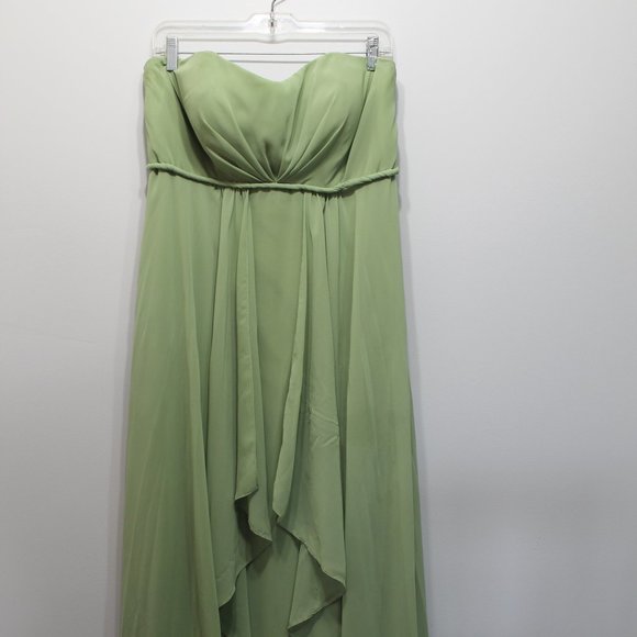 bridesmaid dress or formal gown - Picture 1 of 3